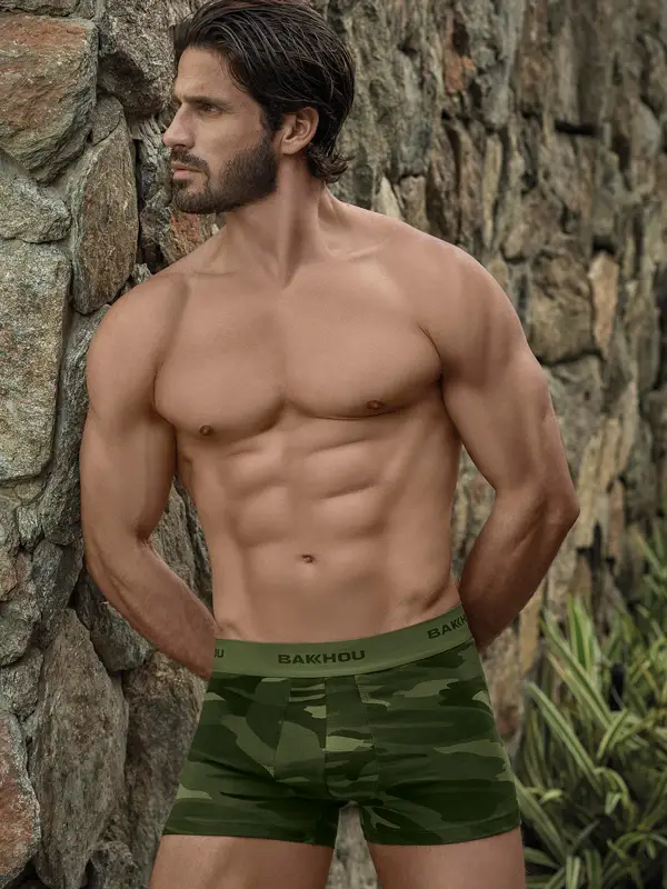 BAKHOU 2043